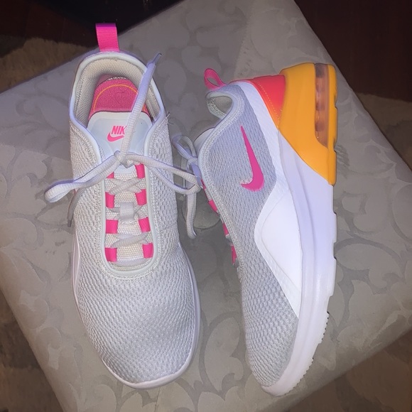 Nike Women Zoom Windflo # 5 - Picture 1 of 7